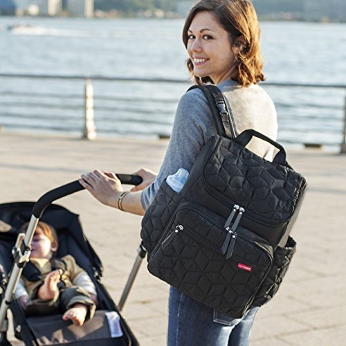 How to choose the best affordable diaper bag?